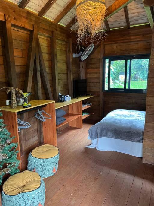 La Kaz A Pepes, Charmant Logement Avec Piscine Lamentin Экстерьер фото